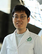 学生：ファム クオック ホアン