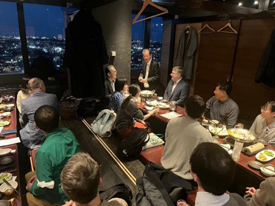 国際交流セミナー後の懇親会の画像