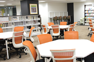 医学図書を中心に所蔵している図書室